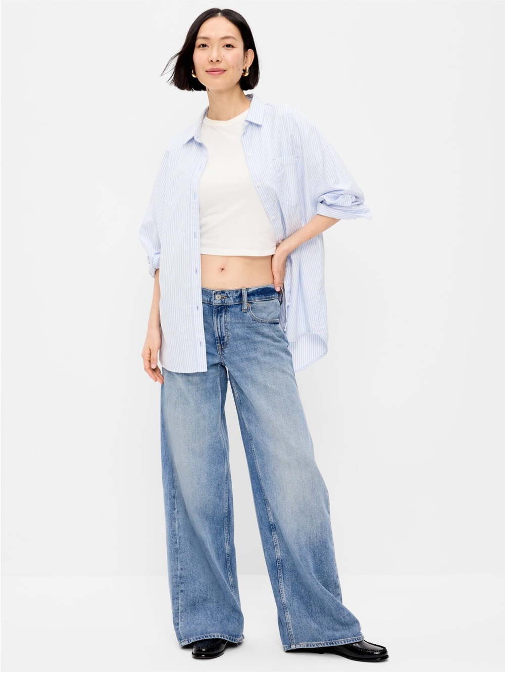 GAP Low-Rise Baggy Wide-Leg Jeans